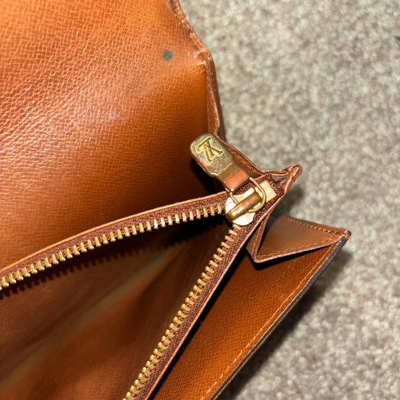 Auth Louis Vuitton monogram Sarah wallet Firm price - Picture 9 of 15